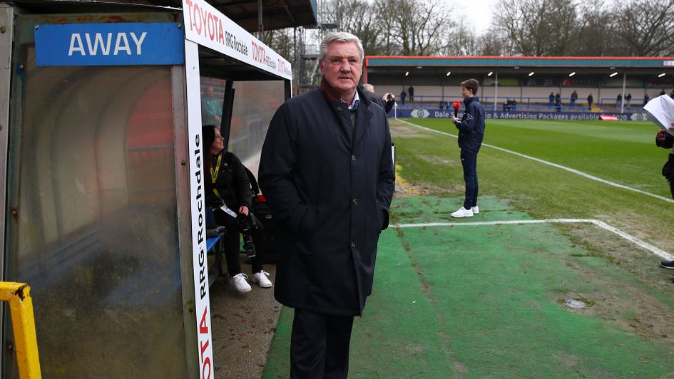 Newcastle manager Steve Bruce in the Rochdale away dugout