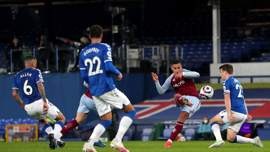 Aston Villa's Anwar El Ghazi scores their side's second goal of the game during the Premier League match at Goodison Park