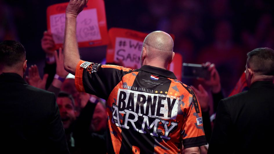 Raymond van Barneveld bids farewell