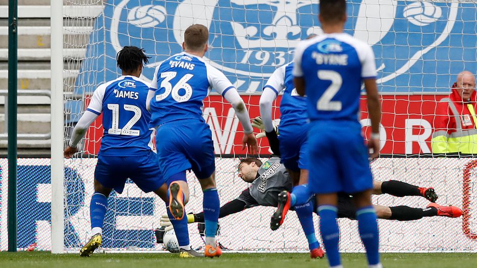 Reece James scores his penalty against Norwich