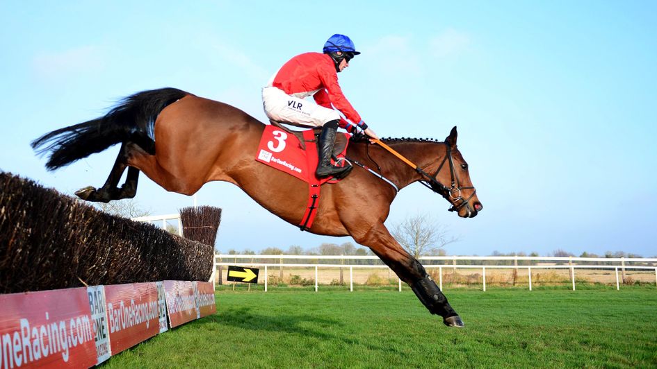 Jack Kennedy and Envoi Allen clear the last in style