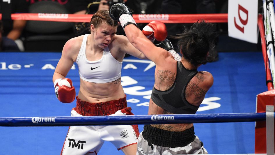 Savannah Marshall on the attack