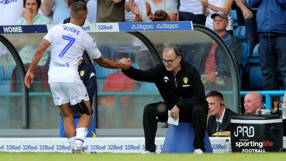 Marcelo Bielsa congratulates Kemar Roofe