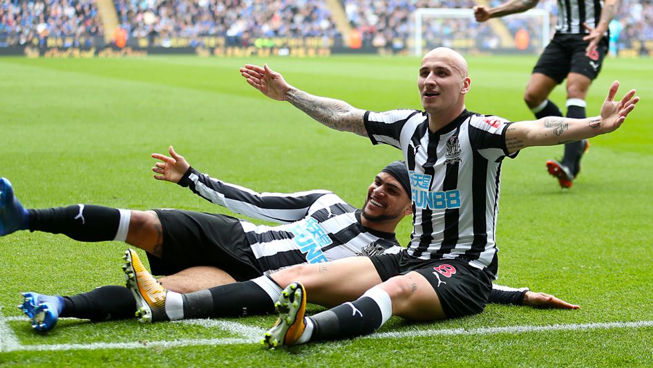 Jonjo Shelvey celebrates