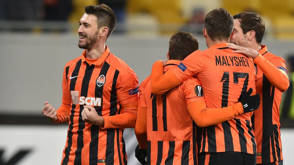 Facundo Ferreyra (l): Can trouble City's defence