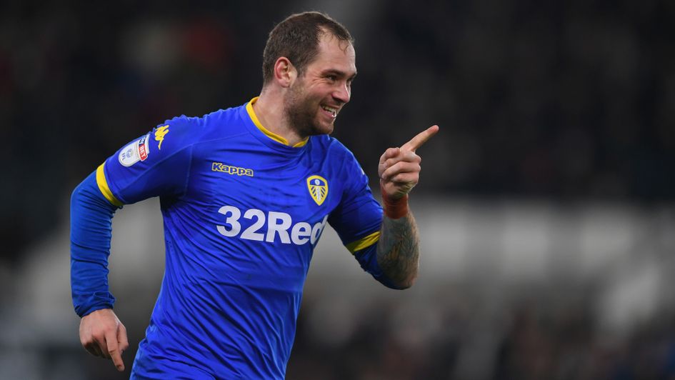 Pierre-Michel Lasogga celebrates