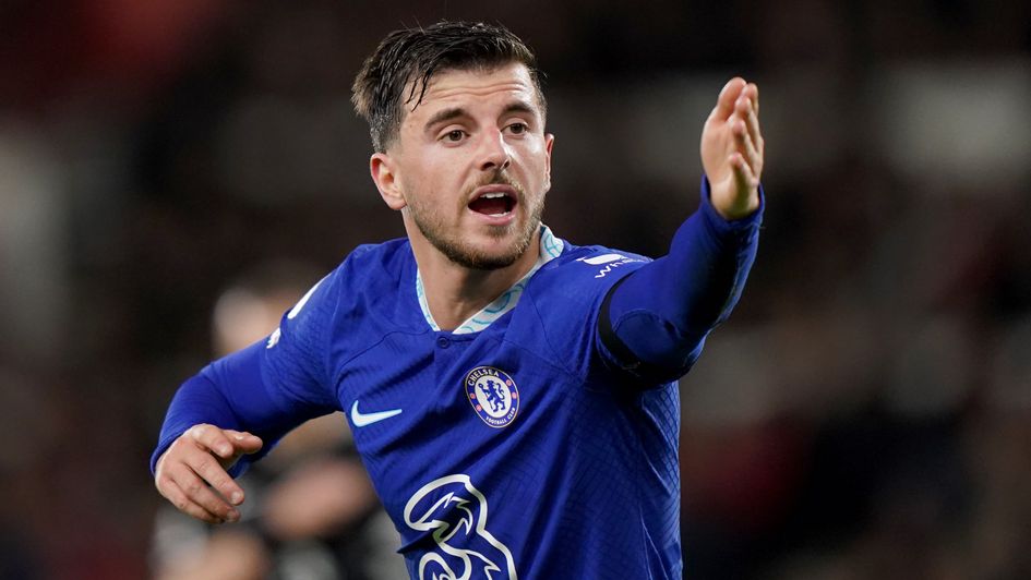 Mason Mount is joining Manchester United