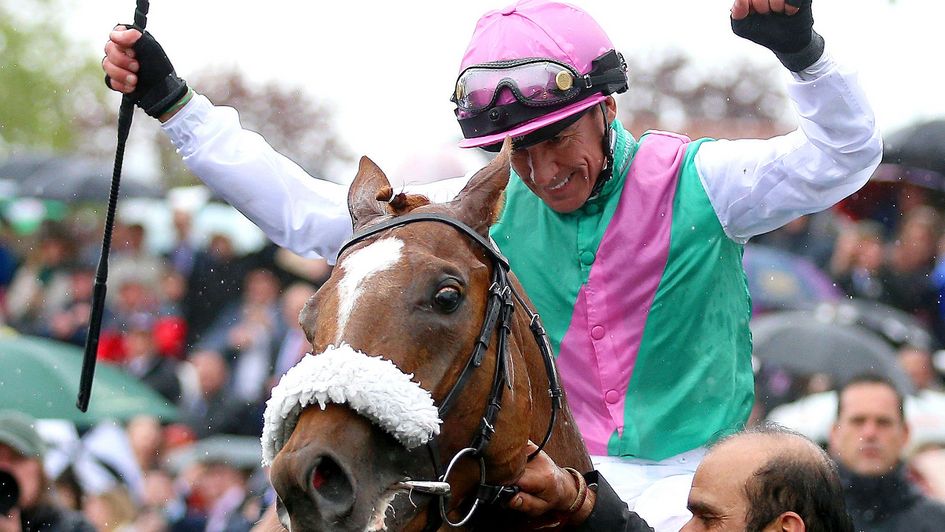 Frankie Dettori after winning the 2000 Guineas on Chaldean