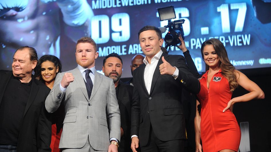 Alvarez (L) faces Golovkin this weekend