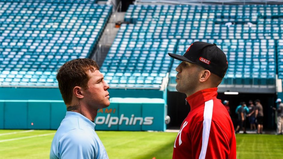 Saul 'Canelo' Alvarez (left) should win convincingly this Saturday