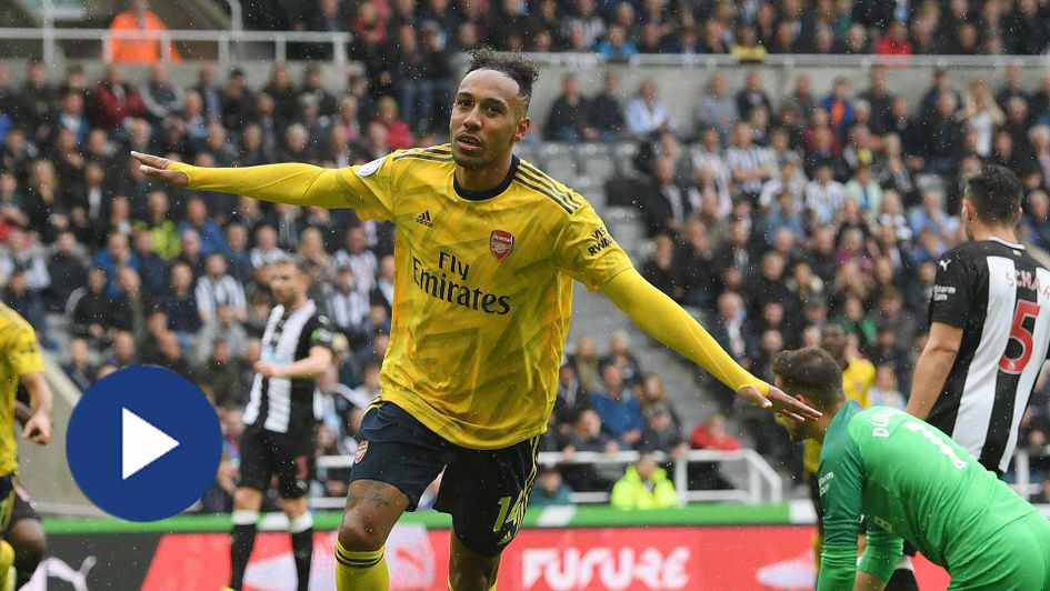 Pierre-Emerick Aubameyang scores for Arsenal
