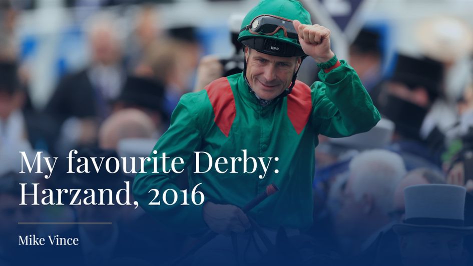 Pat Smullen salutes the crowd