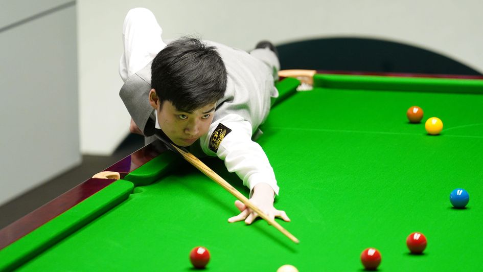 Si Jiahui beat Shaun Murphy again