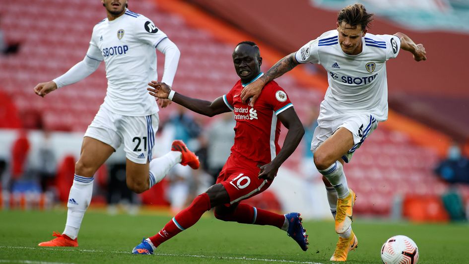 Robin Koch stops Sadio Mane from getting to the ball