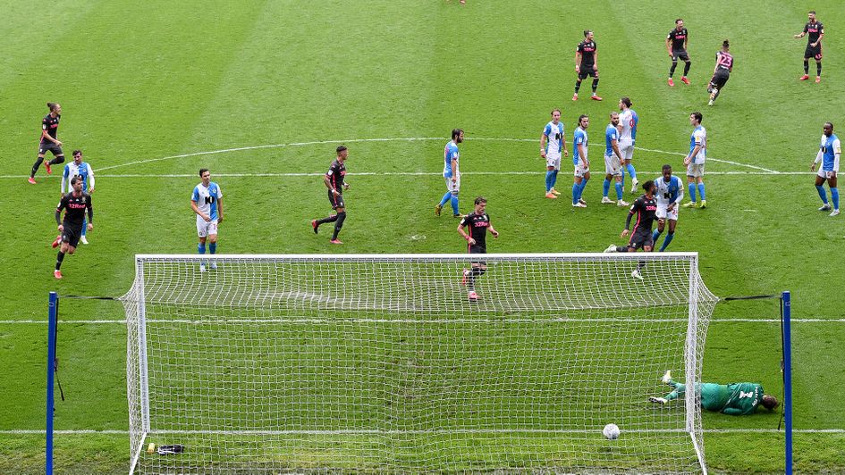 Kalvin Phillips scores his free-kick against Blackburn