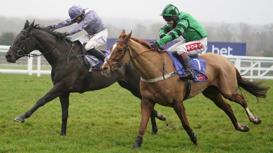 My Drogo goes to the front at Ascot