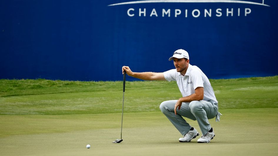 Russell Henley holds a three-shot lead