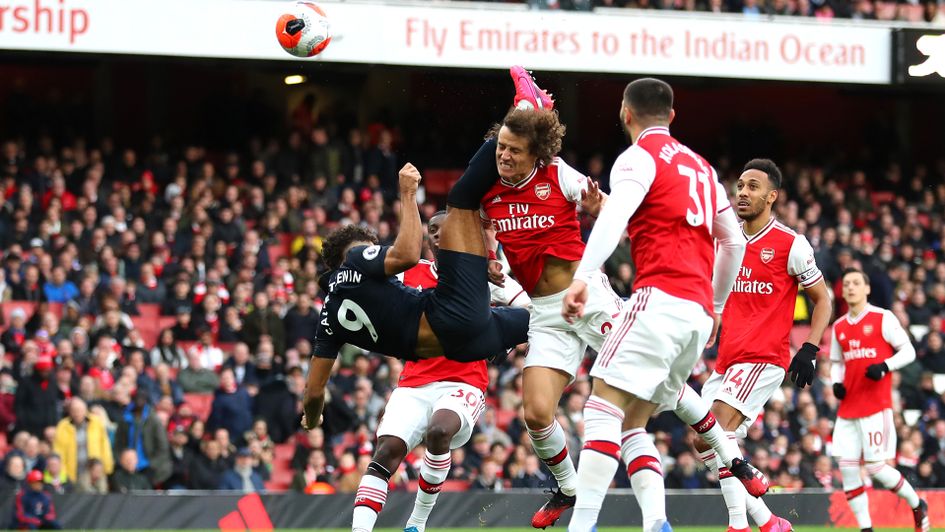 Dominic Calvert-Lewin scores against Arsenal