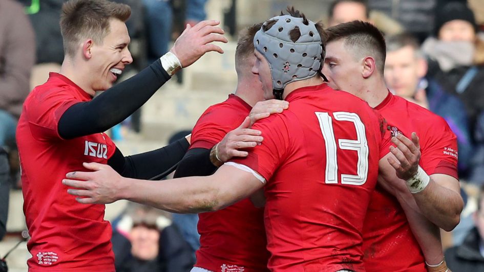 Wales' Jonathan Davies celebrates scoring his side's second try against Scotland