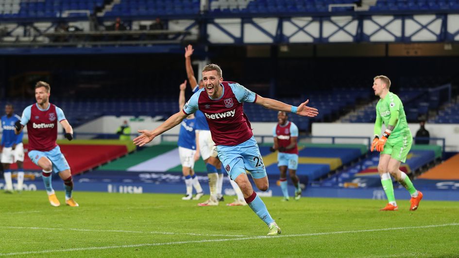 Tomas Soucek celebrates