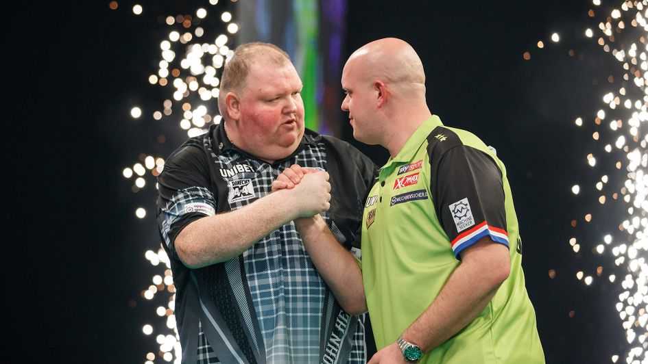 John Henderson and Michael van Gerwen drew in an epic (Picture: Steve Welsh/PDC)