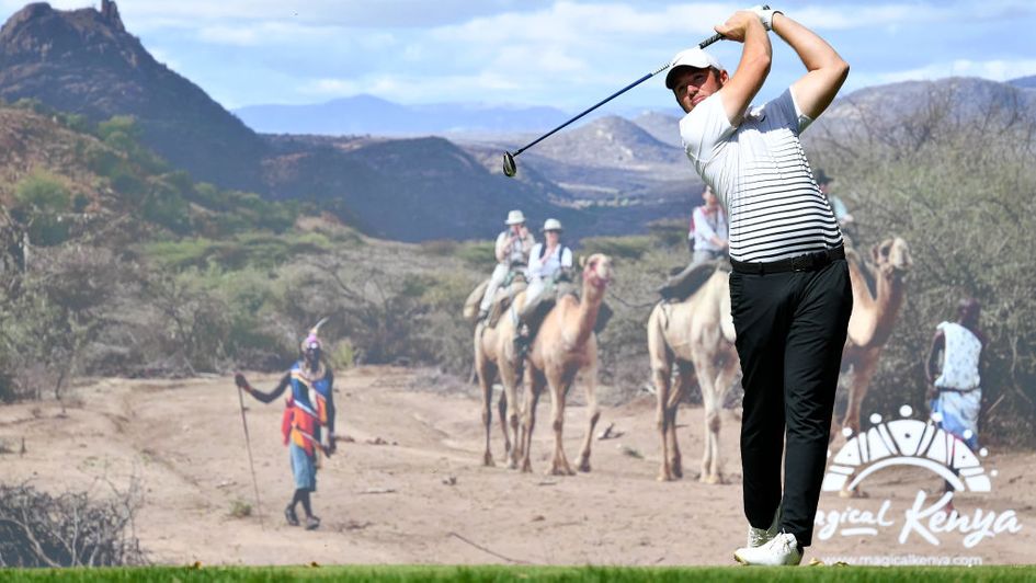Sam Horsfield tees off in Kenya